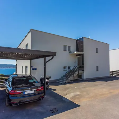 Apartman In 42960 Crikvenica