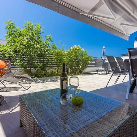 In 42960 Apartman *